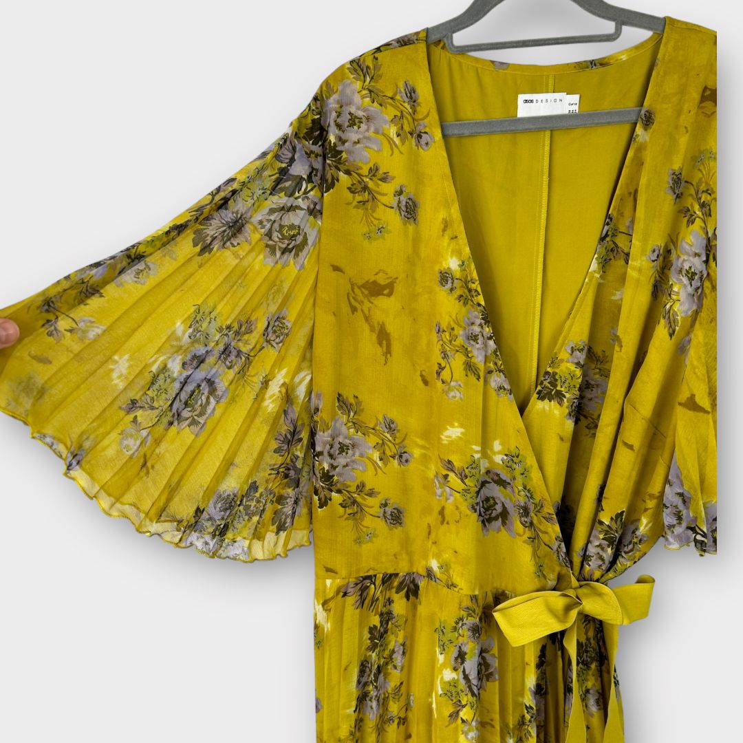 Asos Design Curve Floral Wrap Midi Dress - 28
