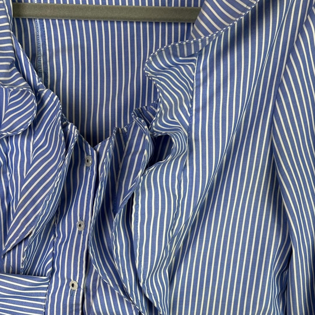 Difference Stripe Ruffle Shirt - 8/10