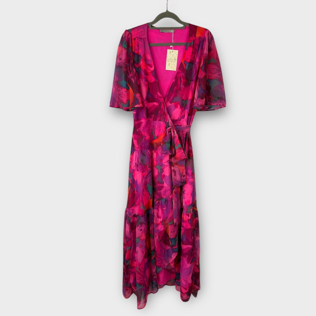 Hope &amp; Ivy The Corinne Flutter Sleeve Maxi Wrap Dress with Tie Waist - 10