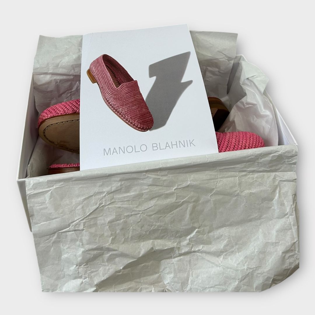 Manolo Blahnik Raffia Mules - 4/37