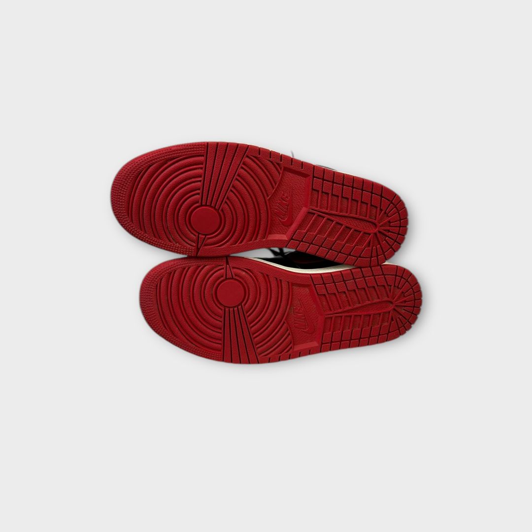 Nike Air Jordan 1 Low Black / Gym Red Sail - 7/40