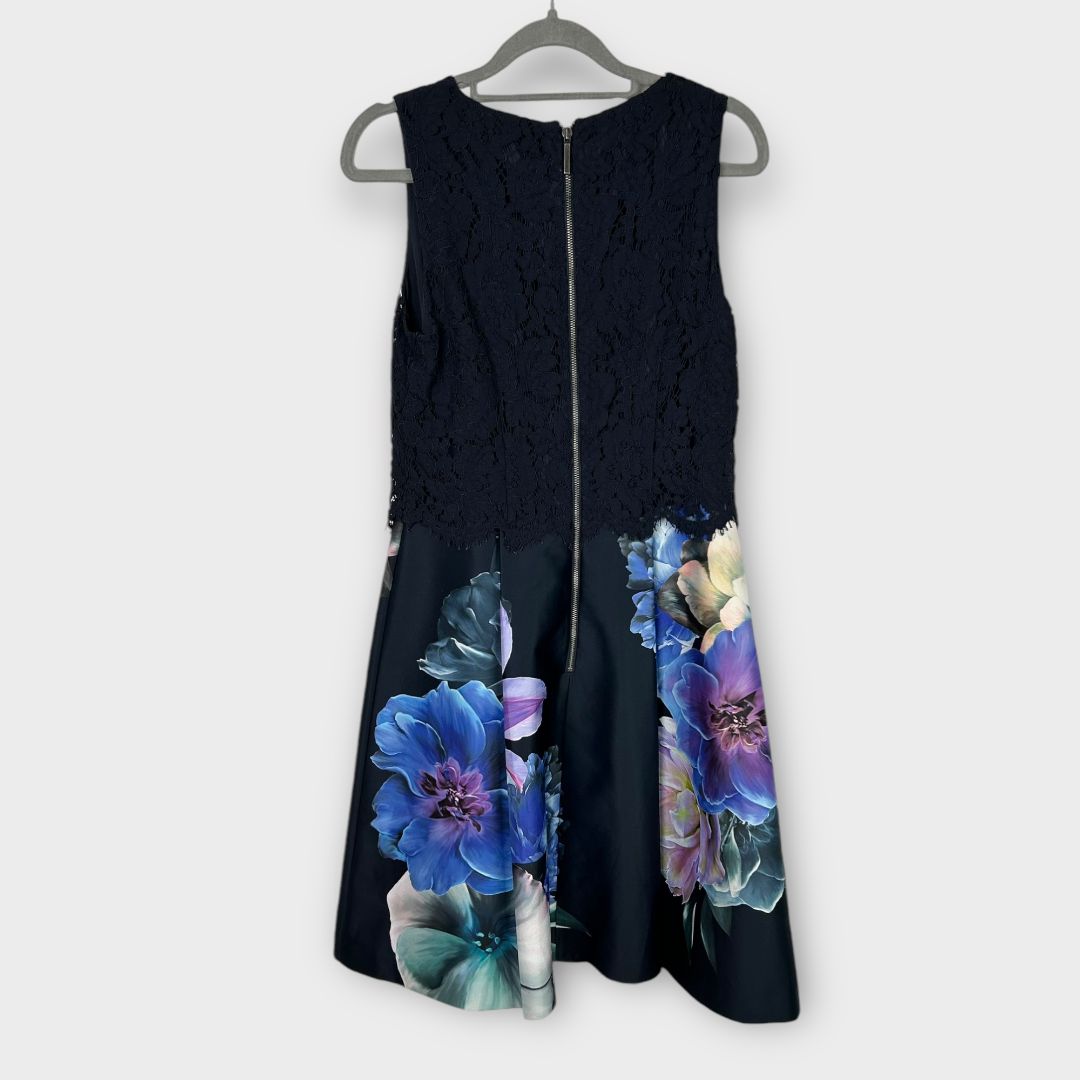 Oasis Floral Lace Dress - 10