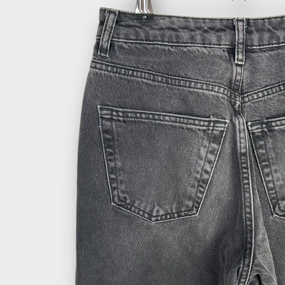 Topshop Ripped Mom Jeans - 8 (26/28) Petite