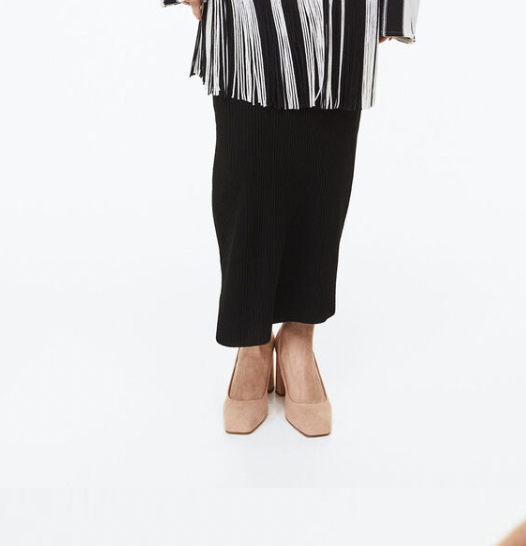 H&amp;M Suede Court Shoes - 8/41