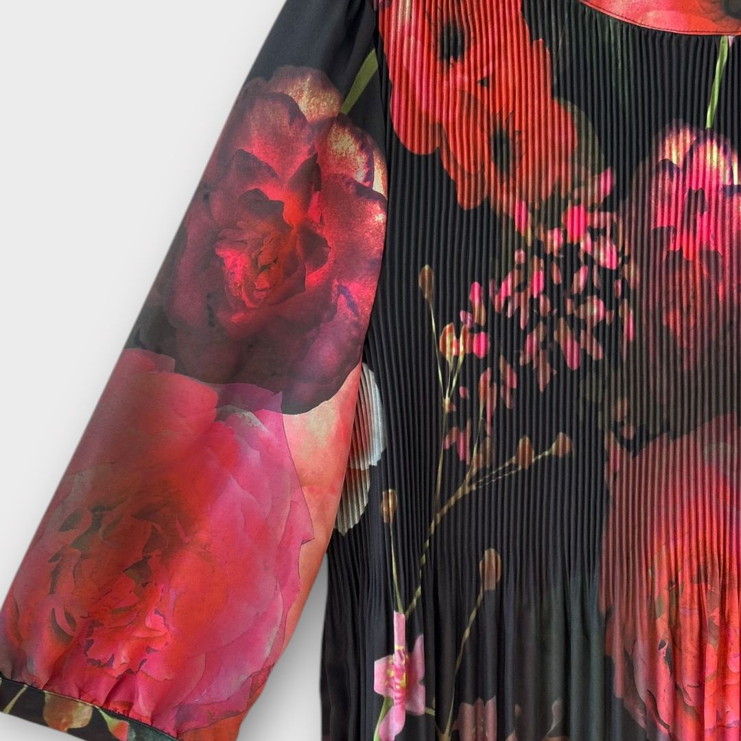 Ted Baker Floral Pleated Top - 8