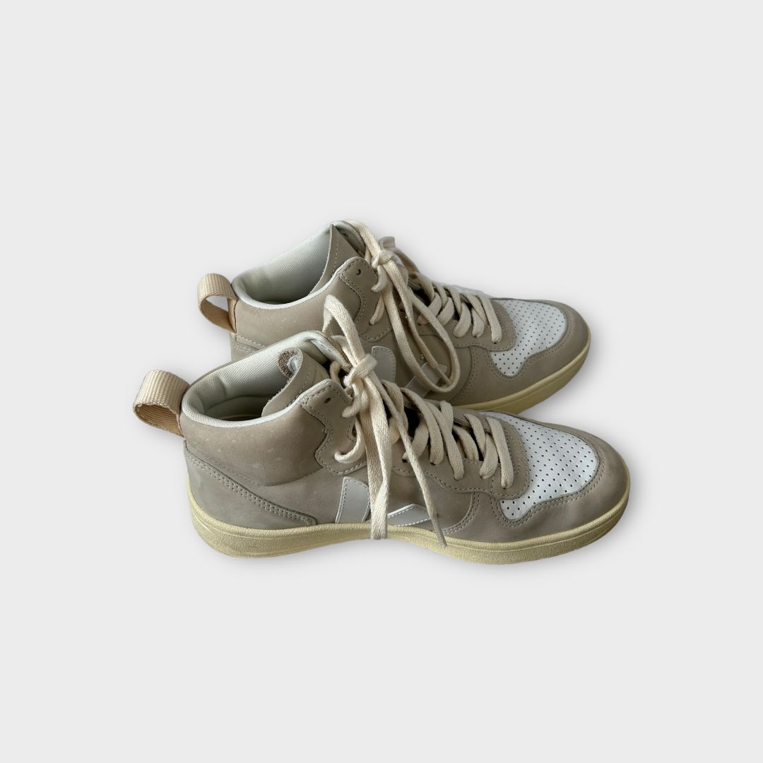 Veja V-15 Nubuck Natural White Trainers - 6/39